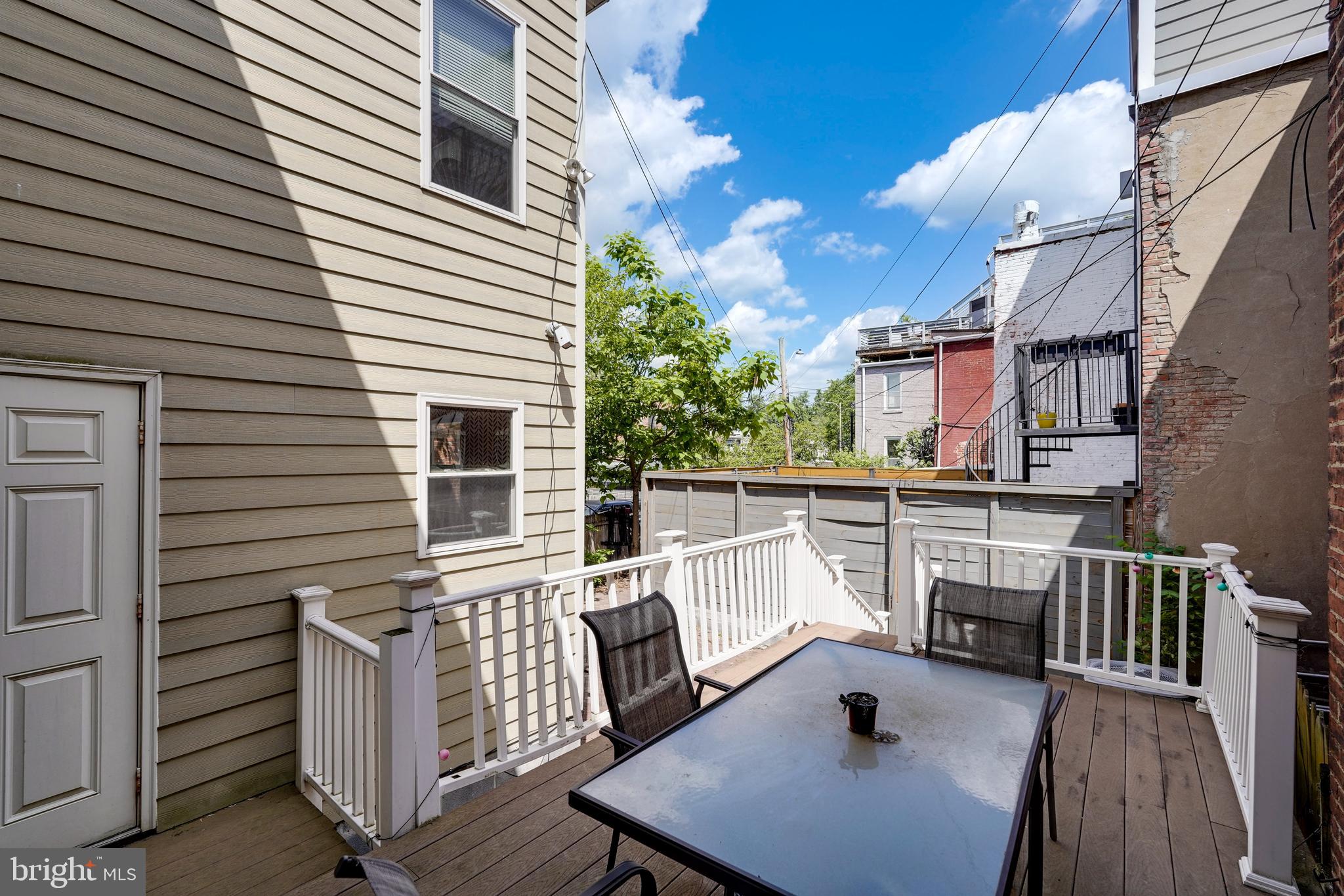 Real estate listing preview #135