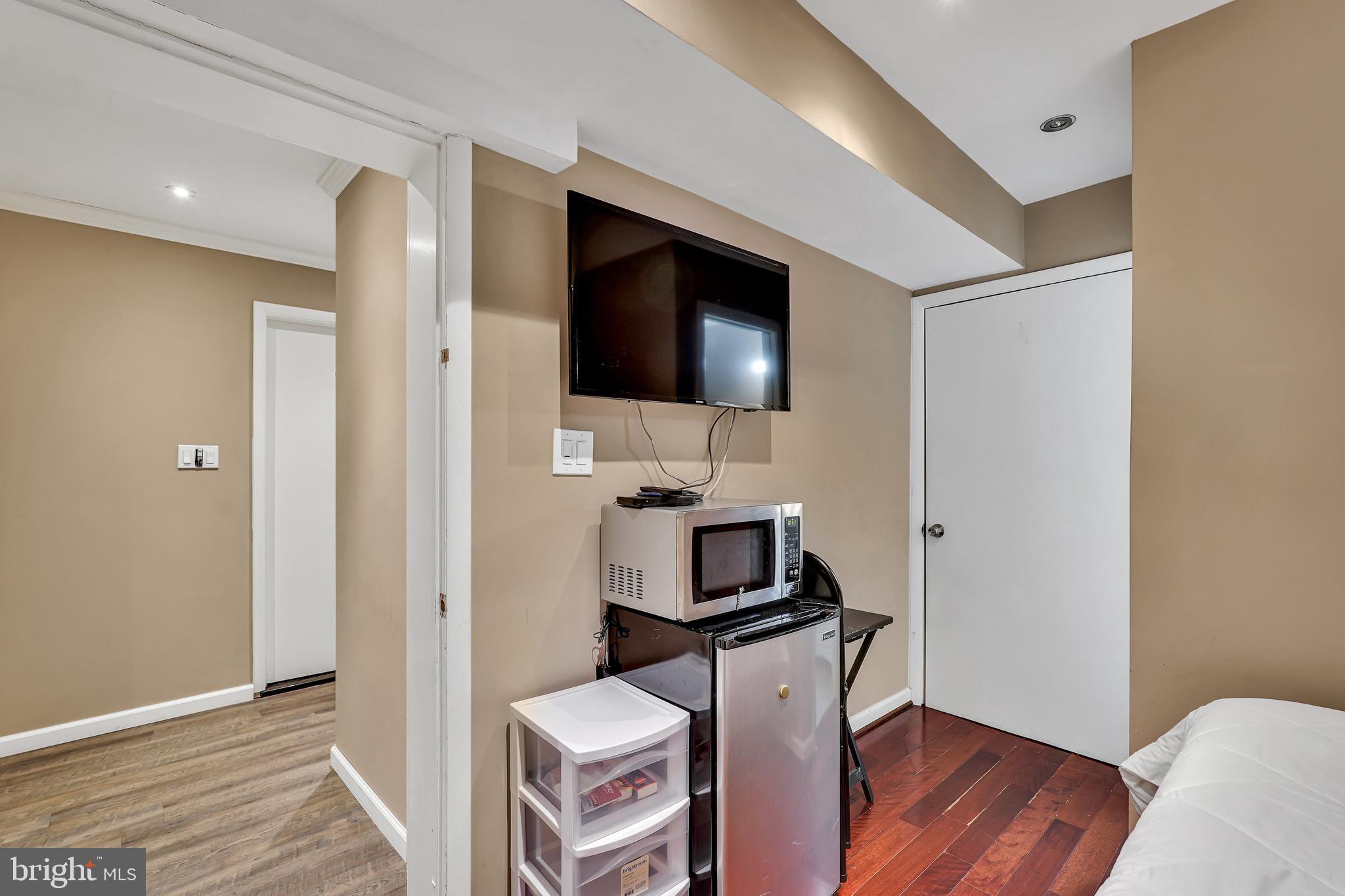 Real estate listing preview #30