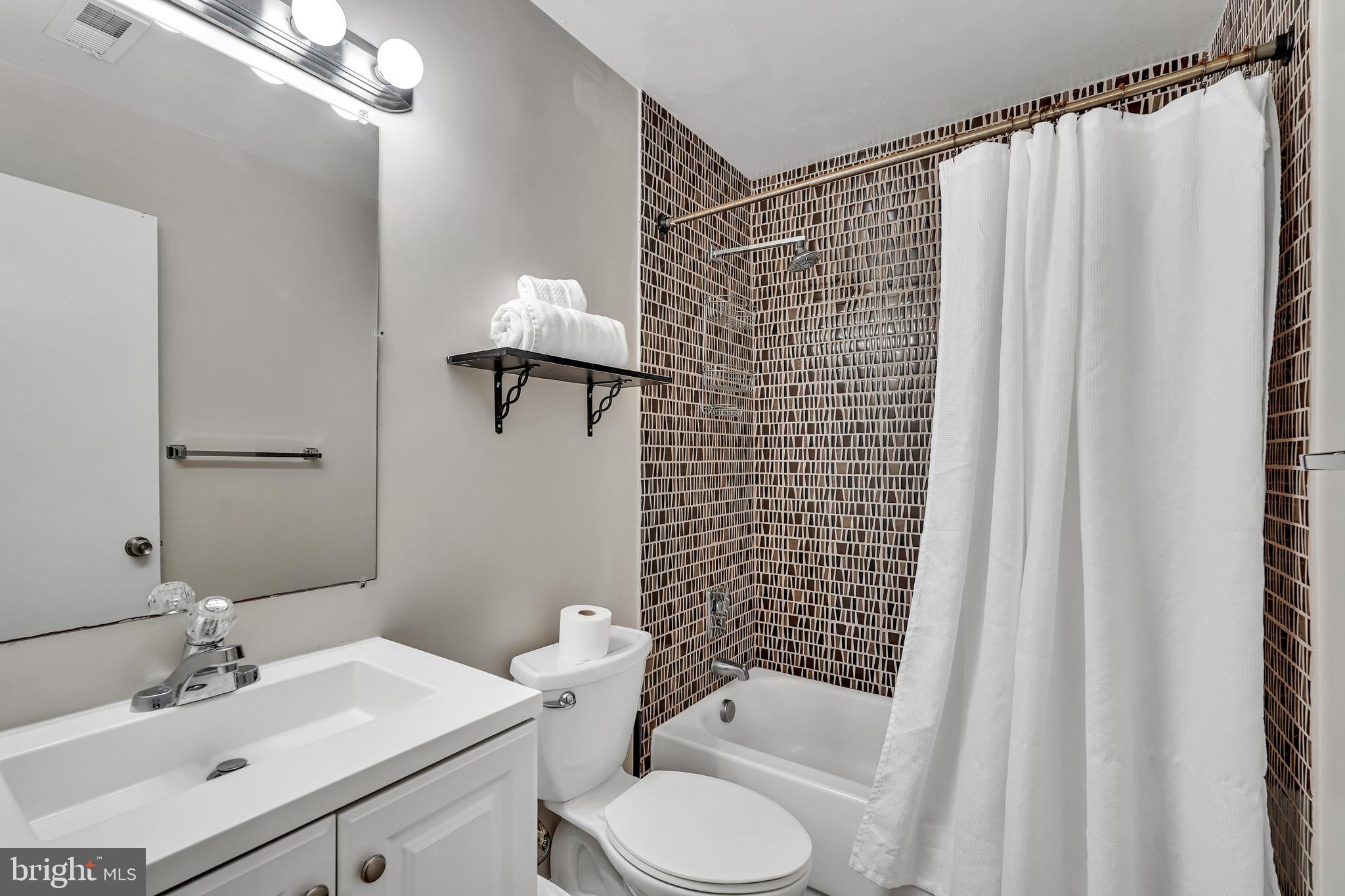 Real estate listing preview #35