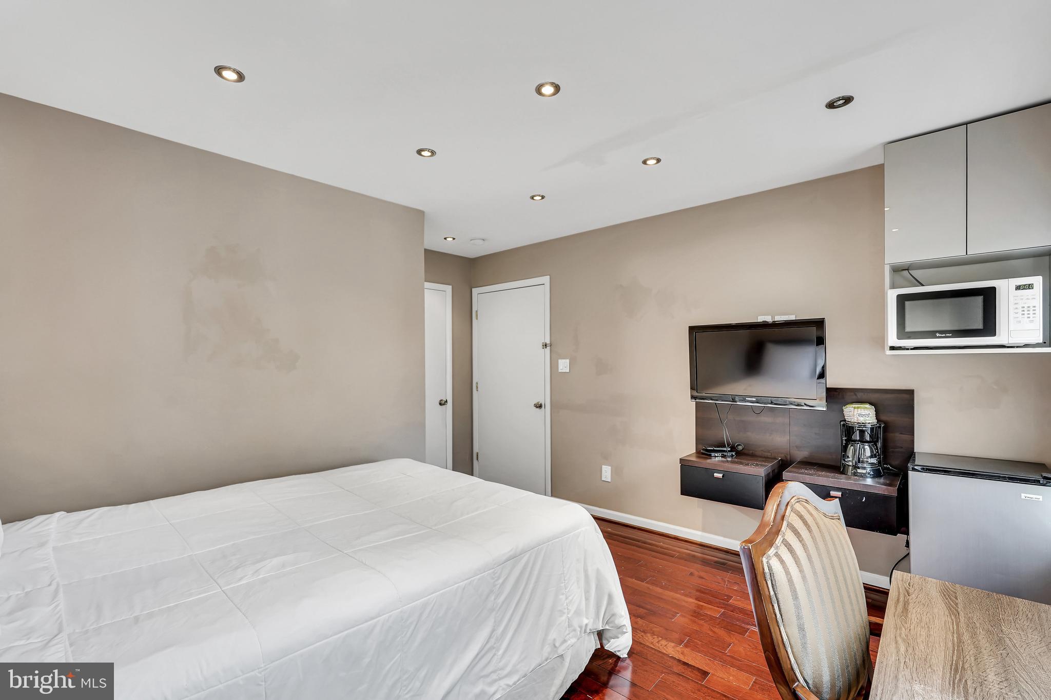 Real estate listing preview #75