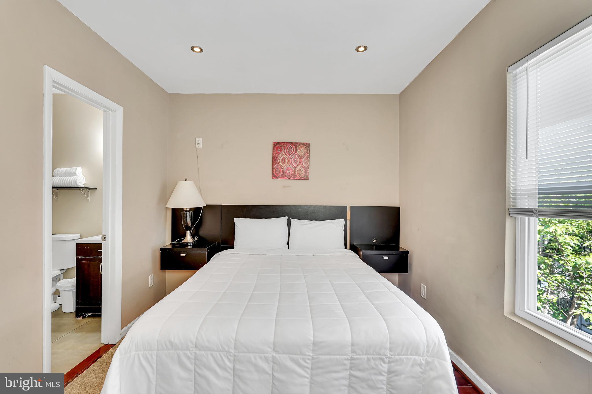 Real estate listing preview #106