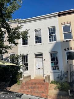 Real estate listing preview #2