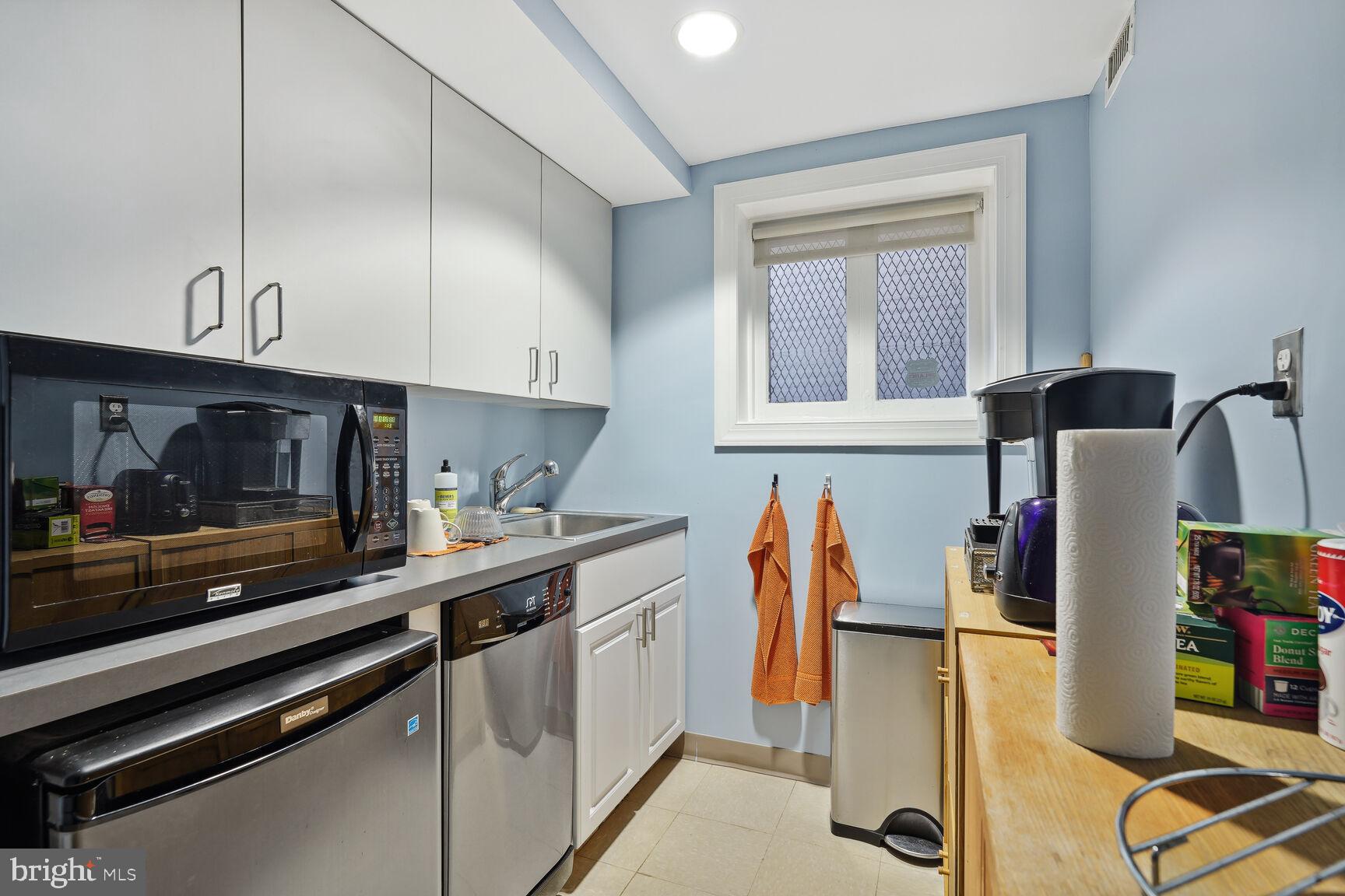 Real estate listing preview #13