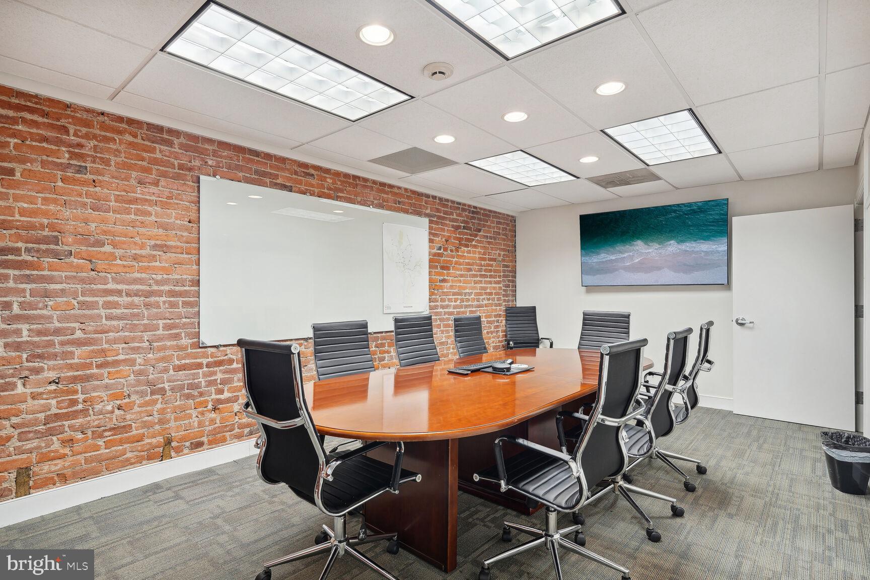 Real estate listing preview #11