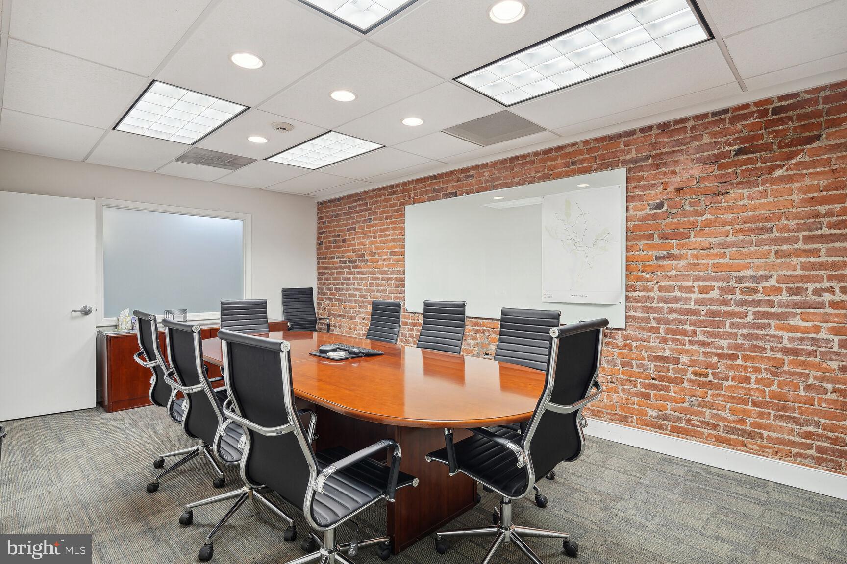 Real estate listing preview #12