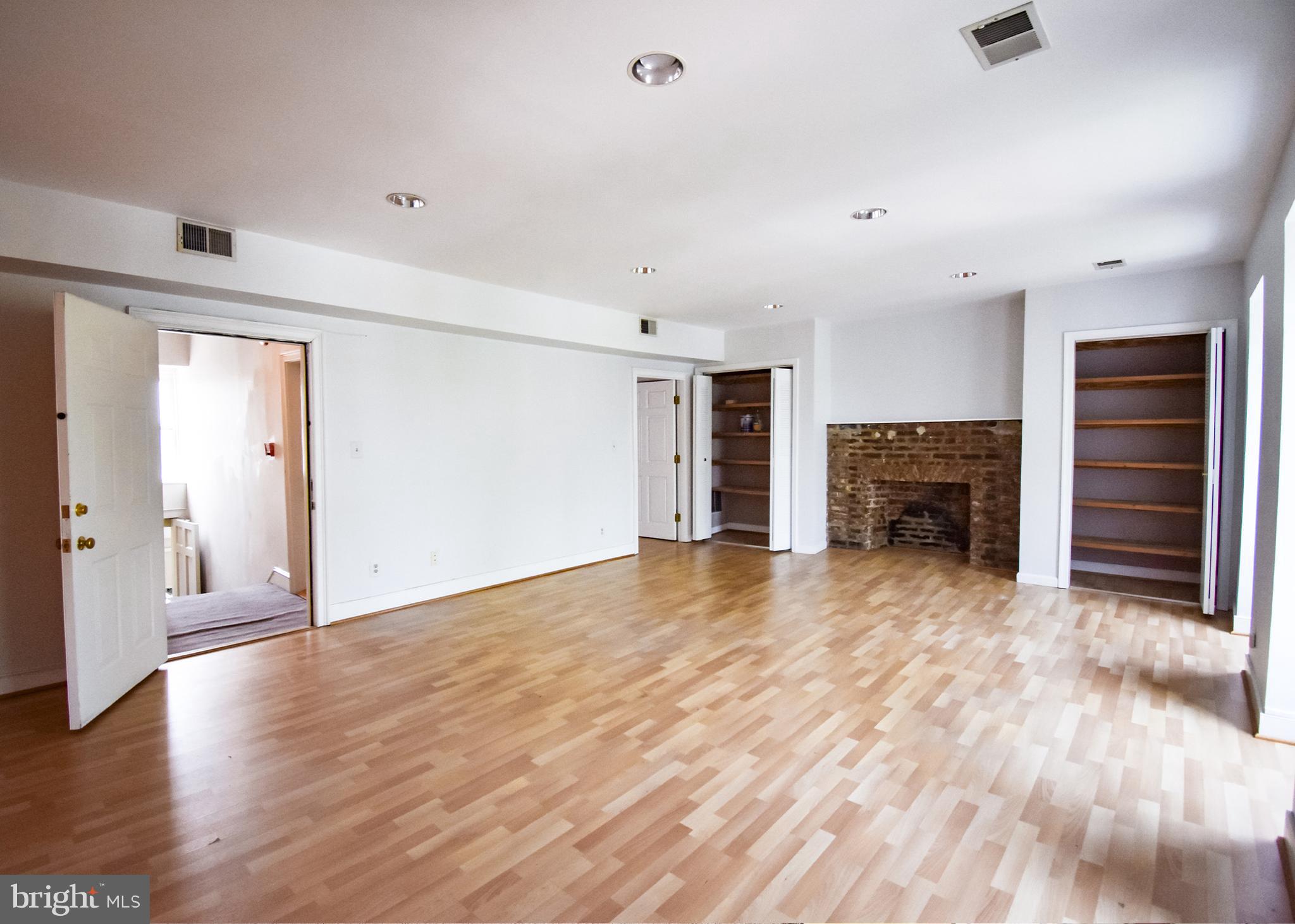 Real estate listing preview #6