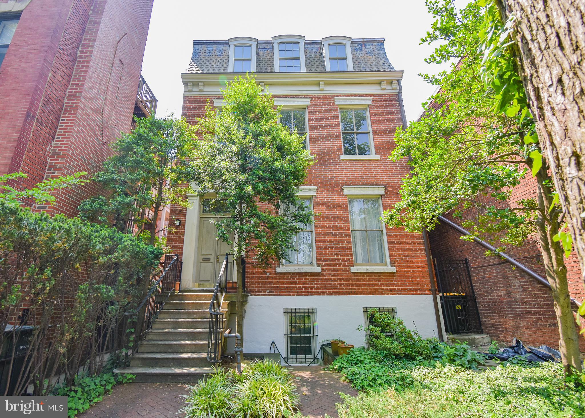 Real estate listing preview #1