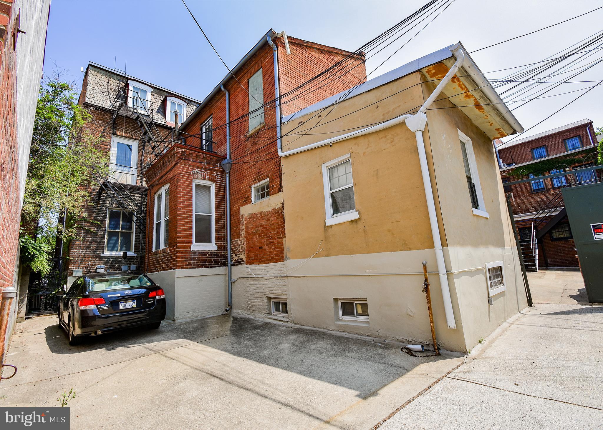 Real estate listing preview #3