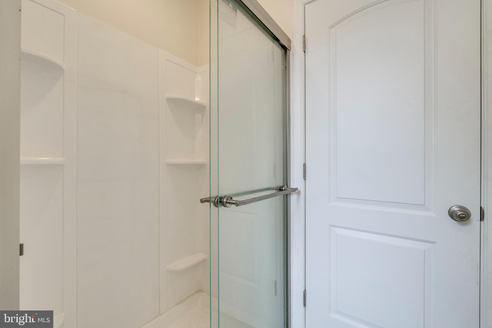 Real estate listing preview #35