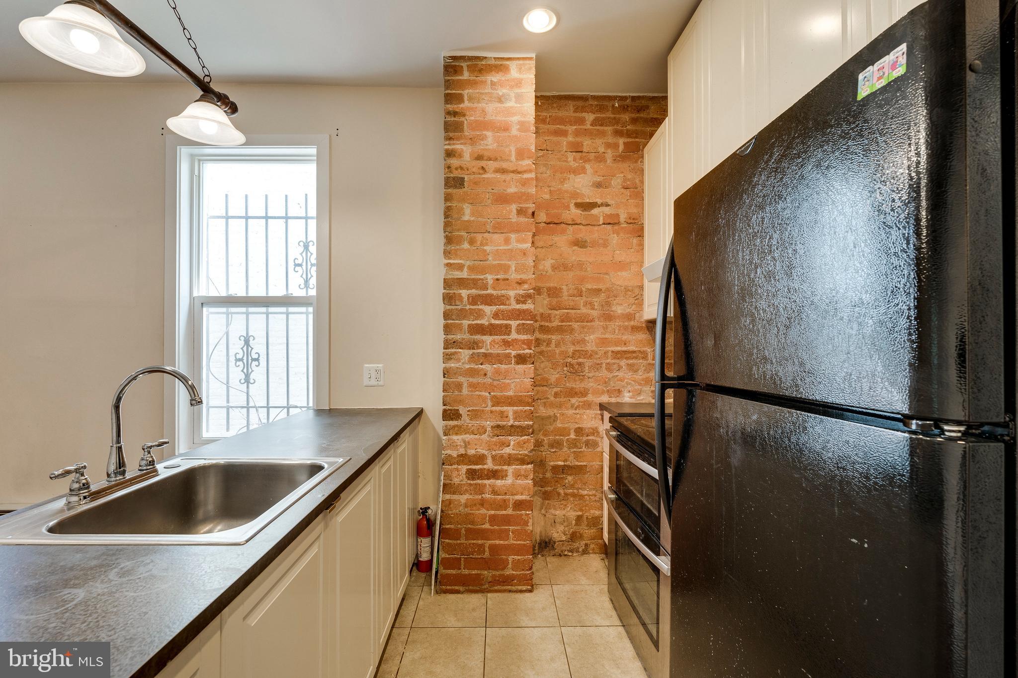 Real estate listing preview #16