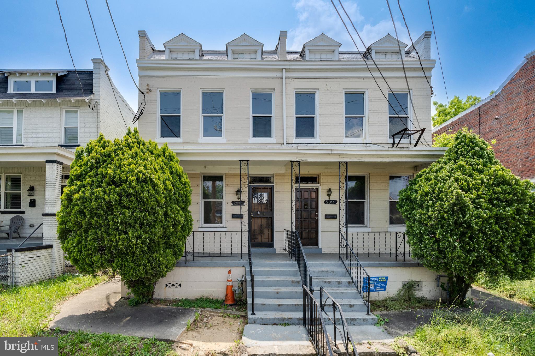 Real estate listing preview #1