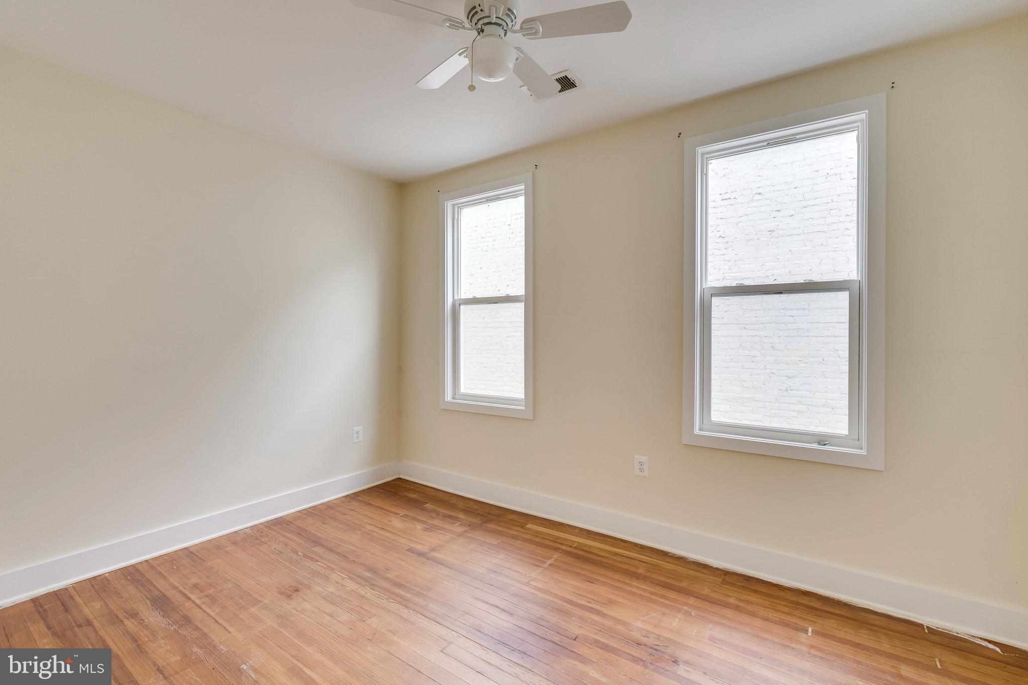 Real estate listing preview #38