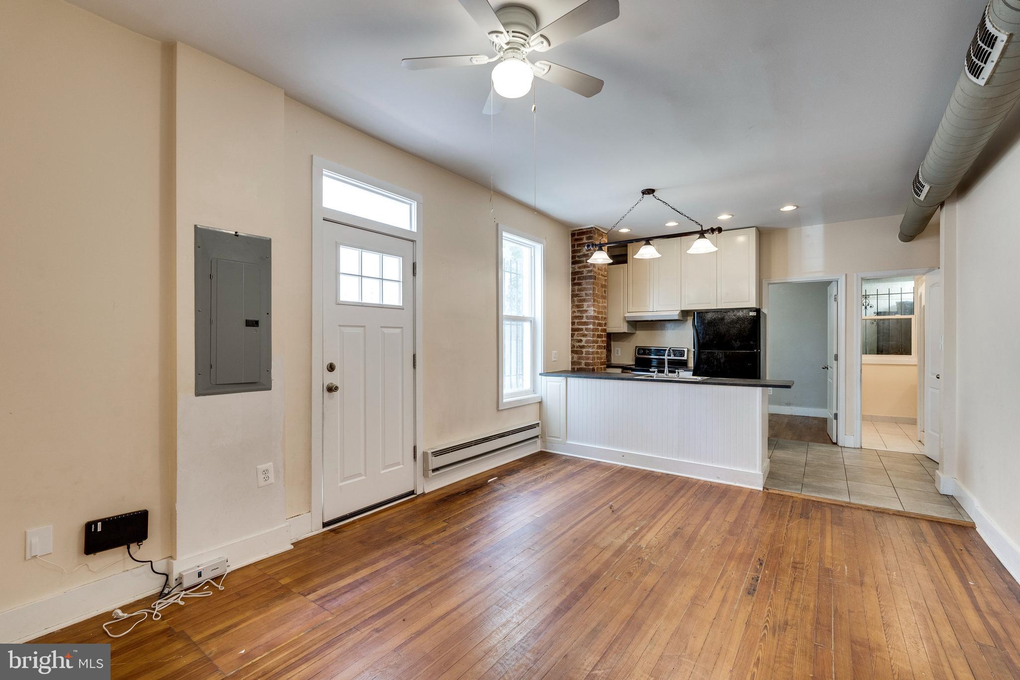 Real estate listing preview #6