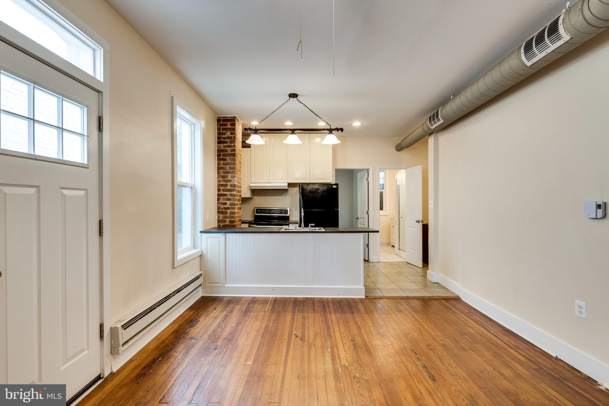 Real estate listing preview #9