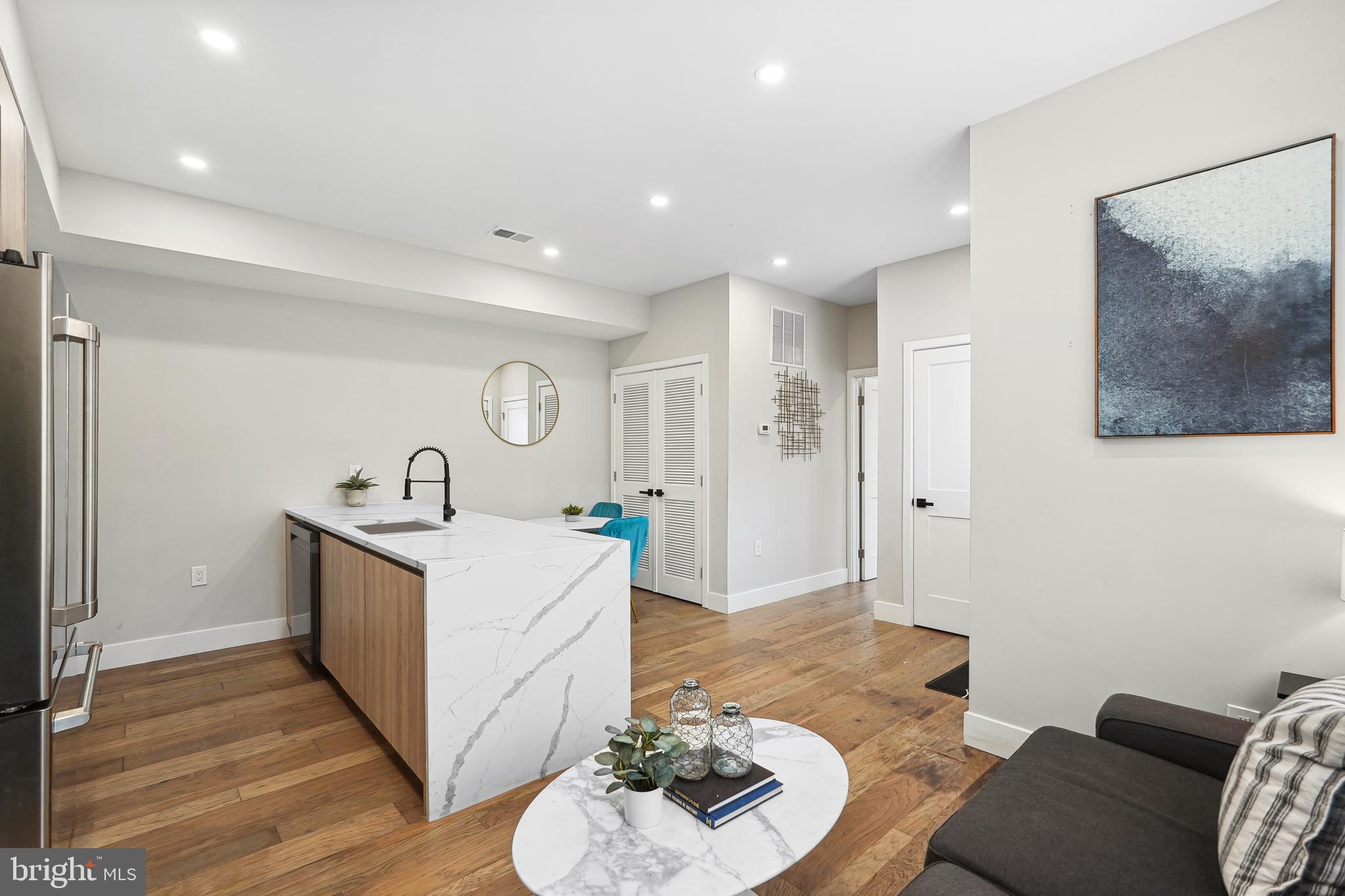 Real estate listing preview #26