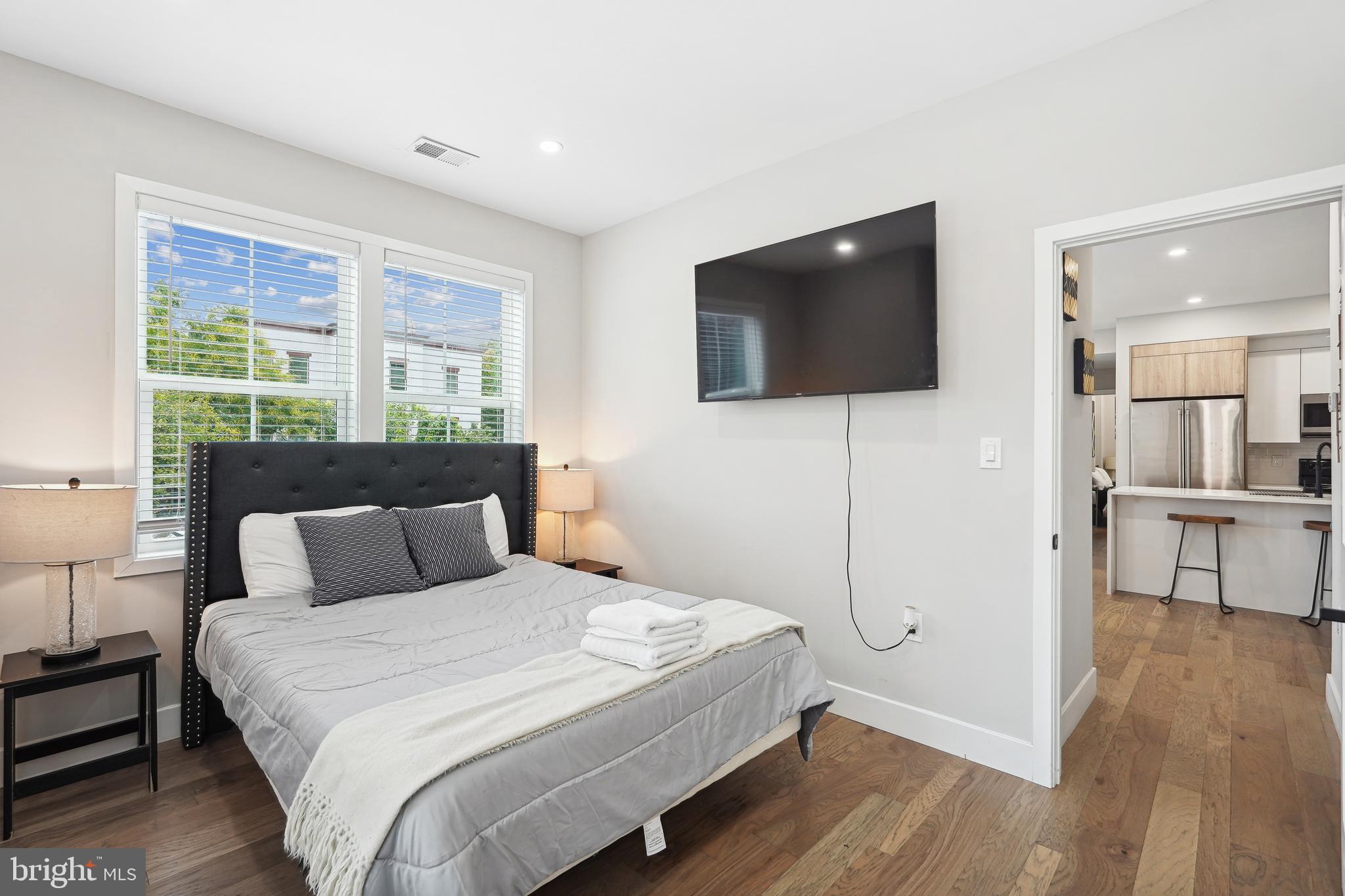 Real estate listing preview #33