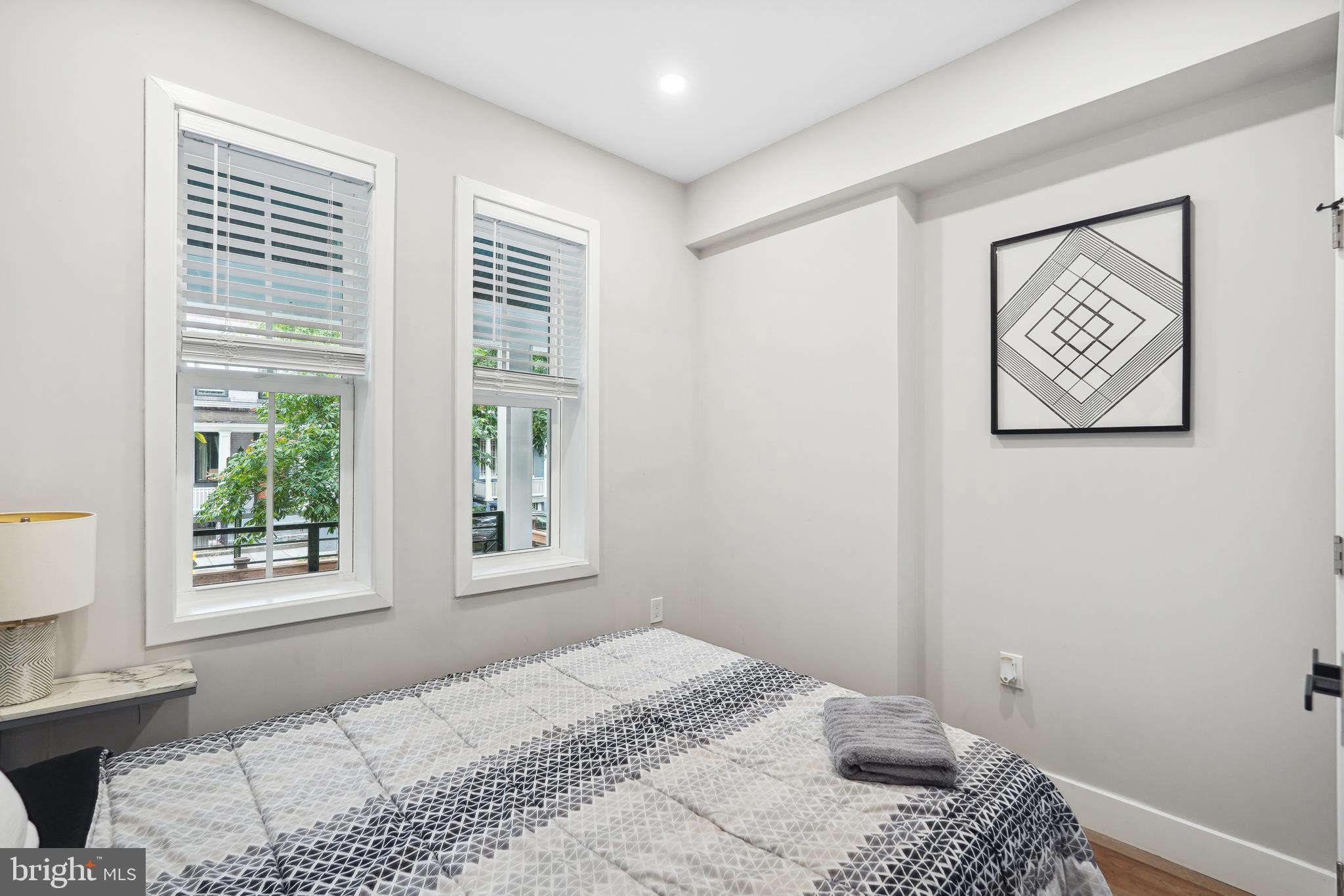 Real estate listing preview #37