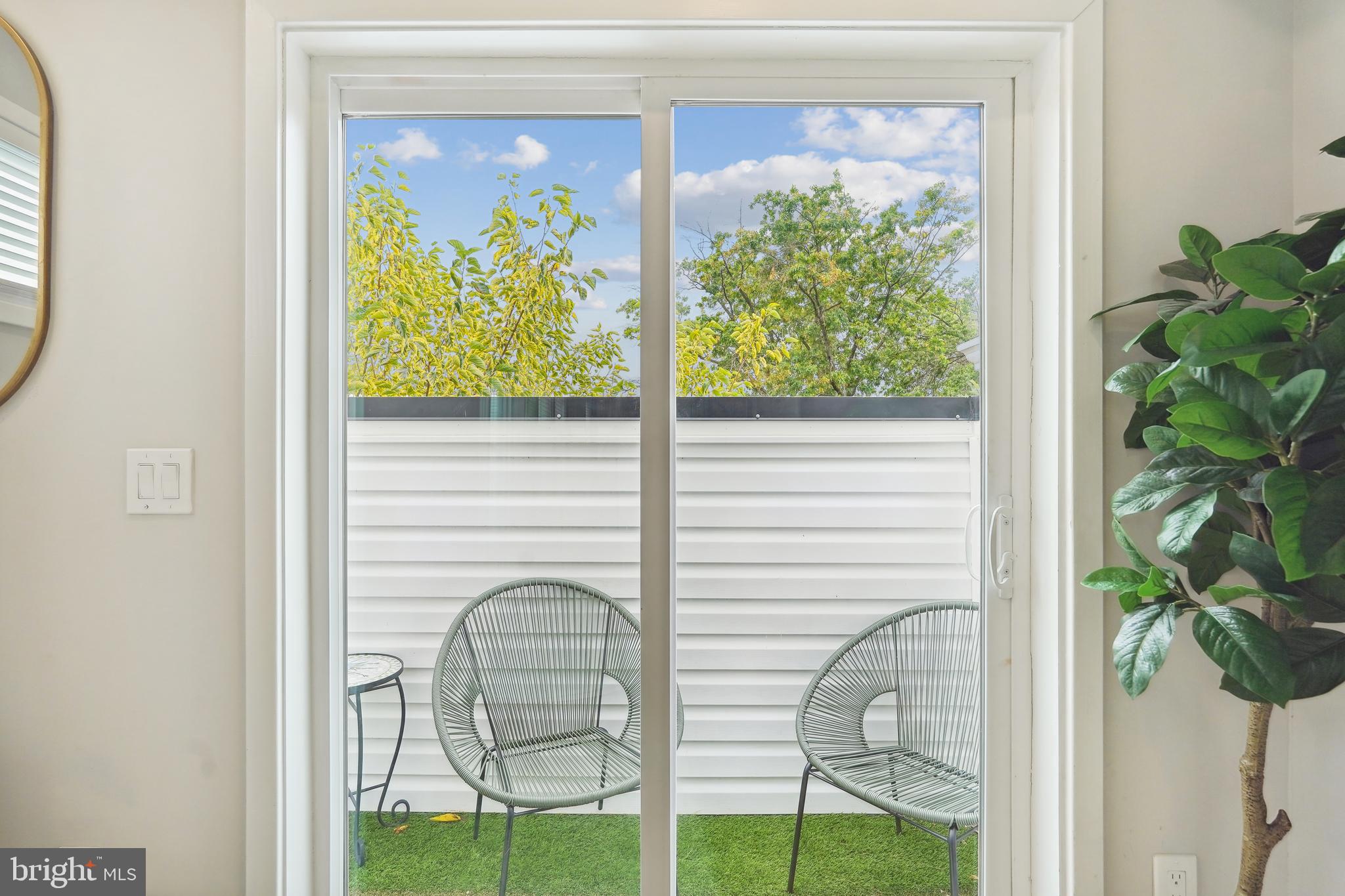 Real estate listing preview #14