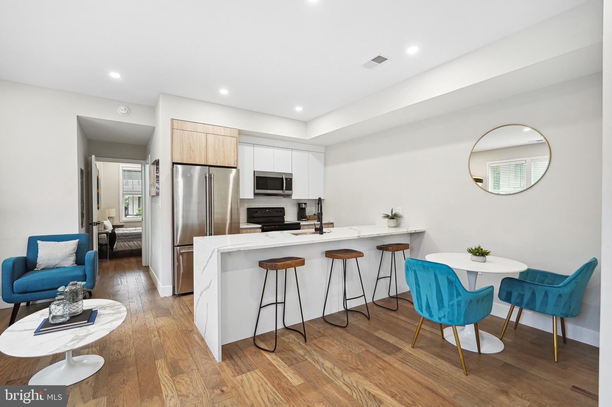 Real estate listing preview #2