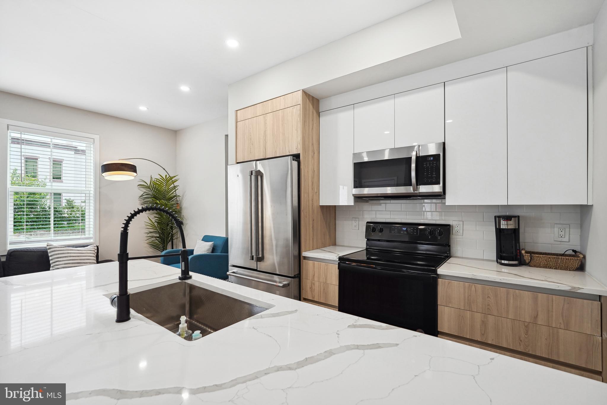 Real estate listing preview #30