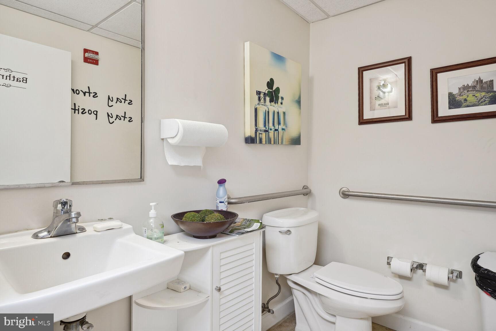 Real estate listing preview #18