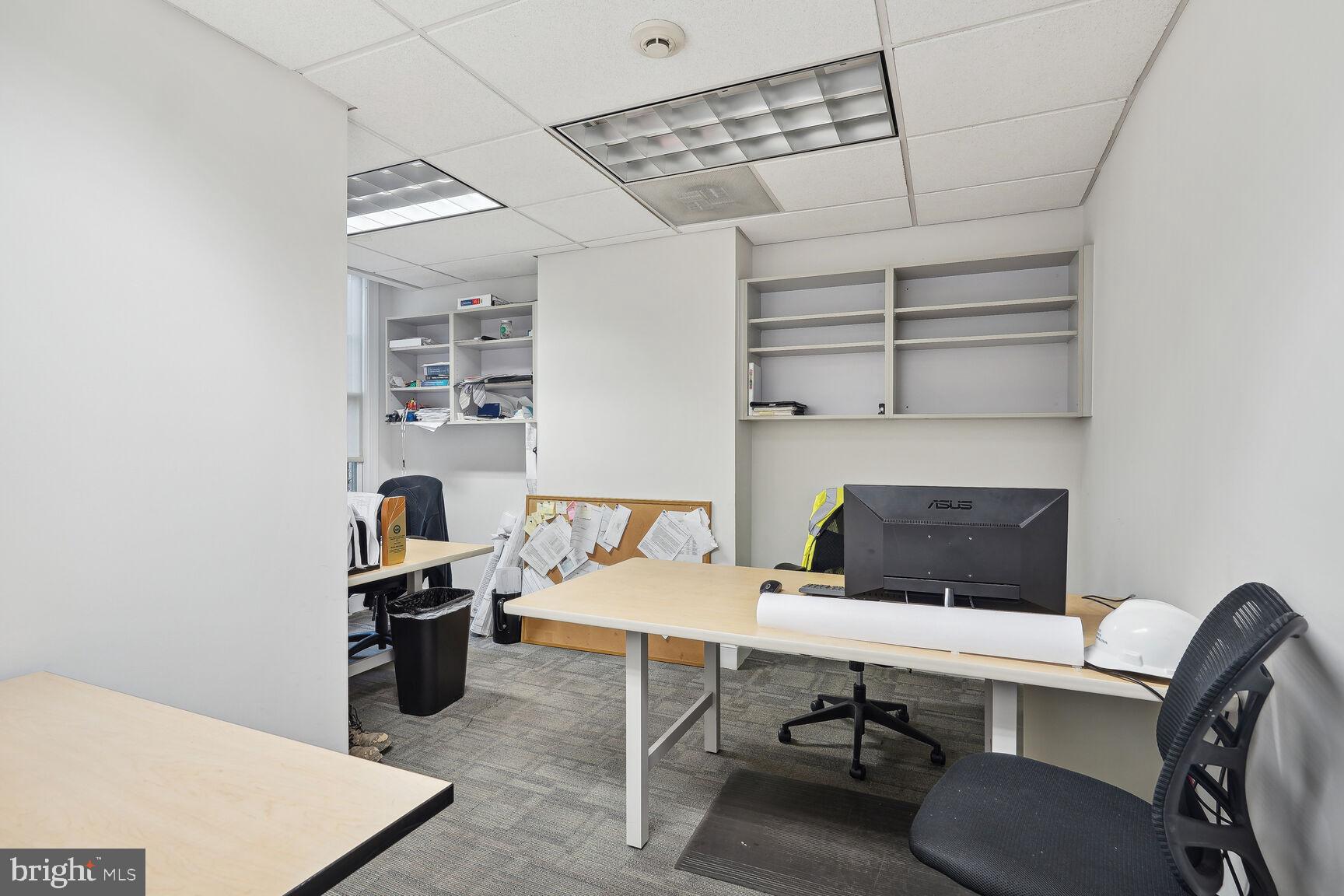 Real estate listing preview #24