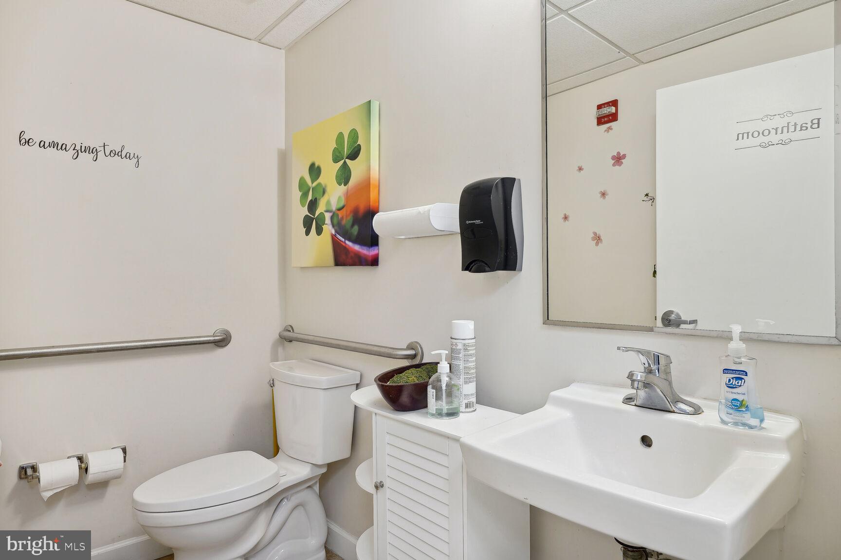 Real estate listing preview #17