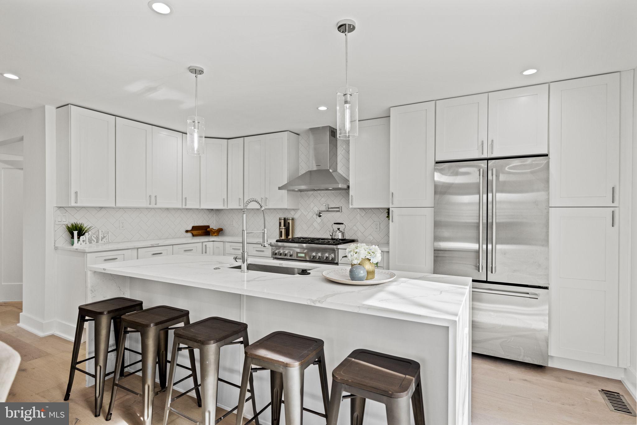 Real estate listing preview #11