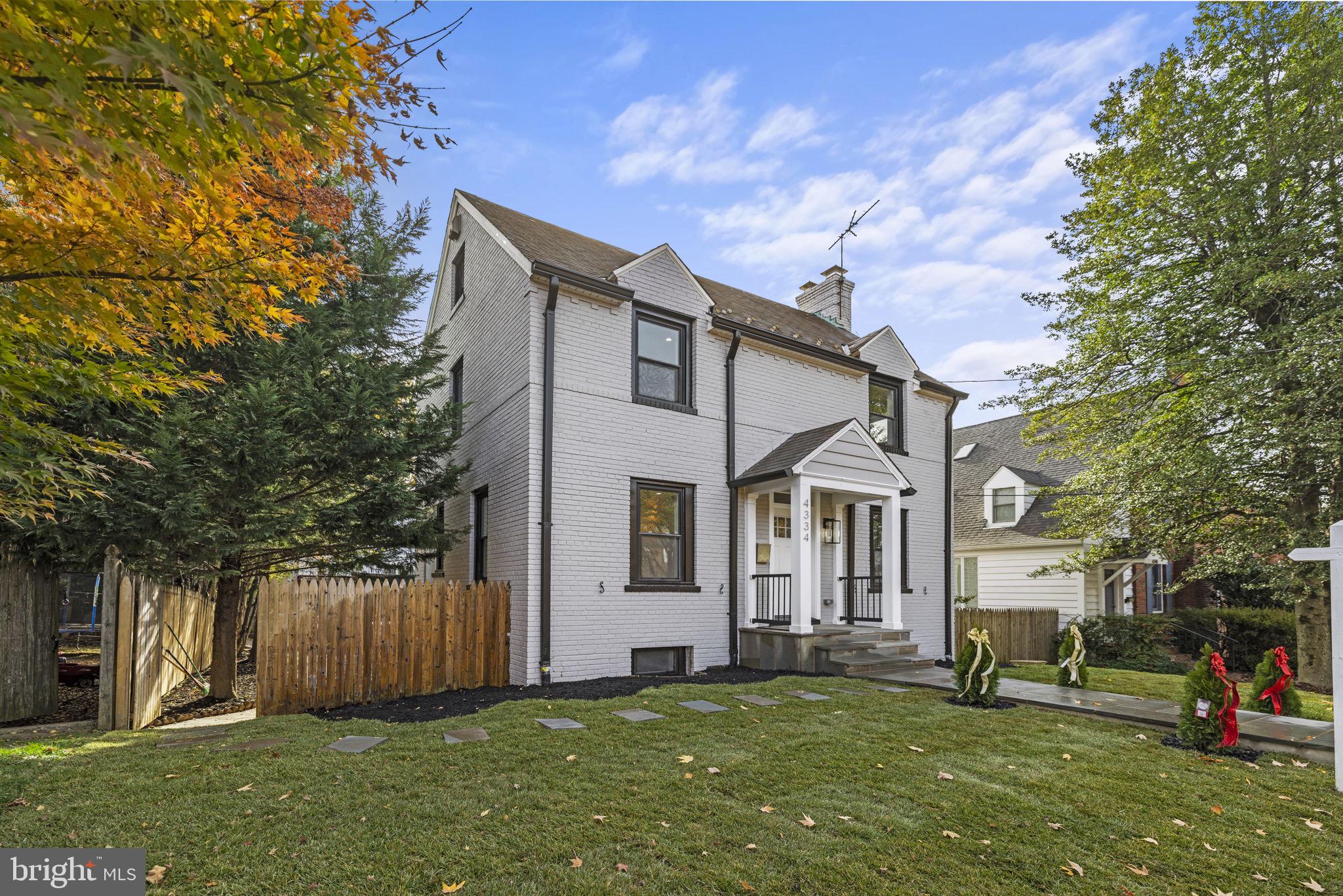 Real estate listing preview #1