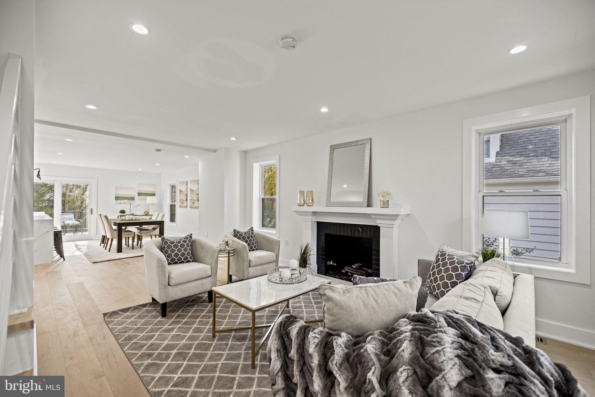 Real estate listing preview #4