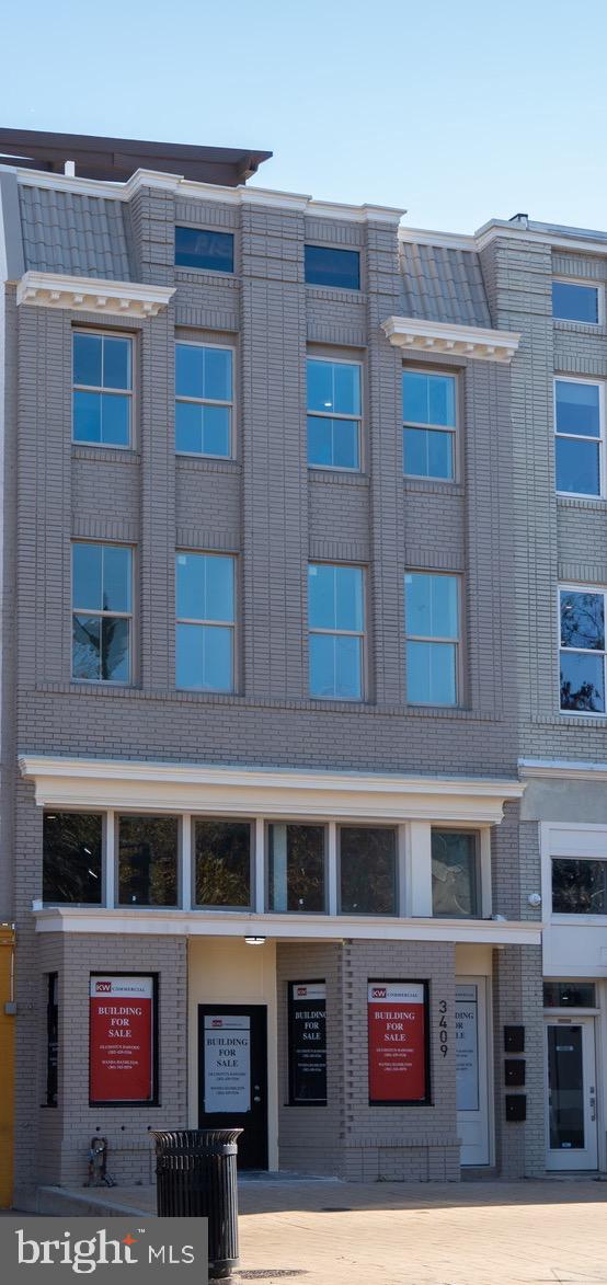 Real estate listing preview #1