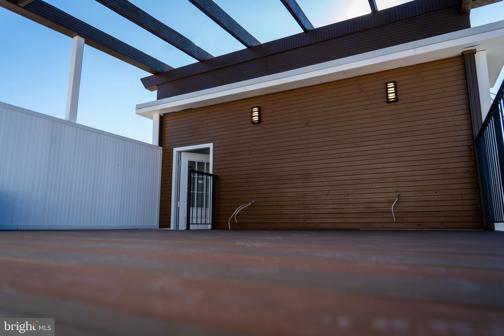 Real estate listing preview #4