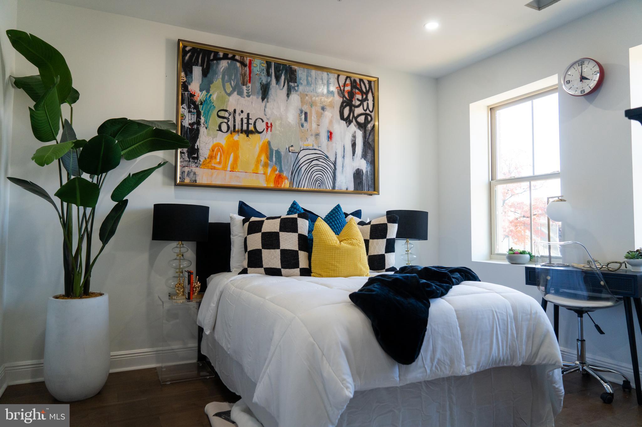 Real estate listing preview #32