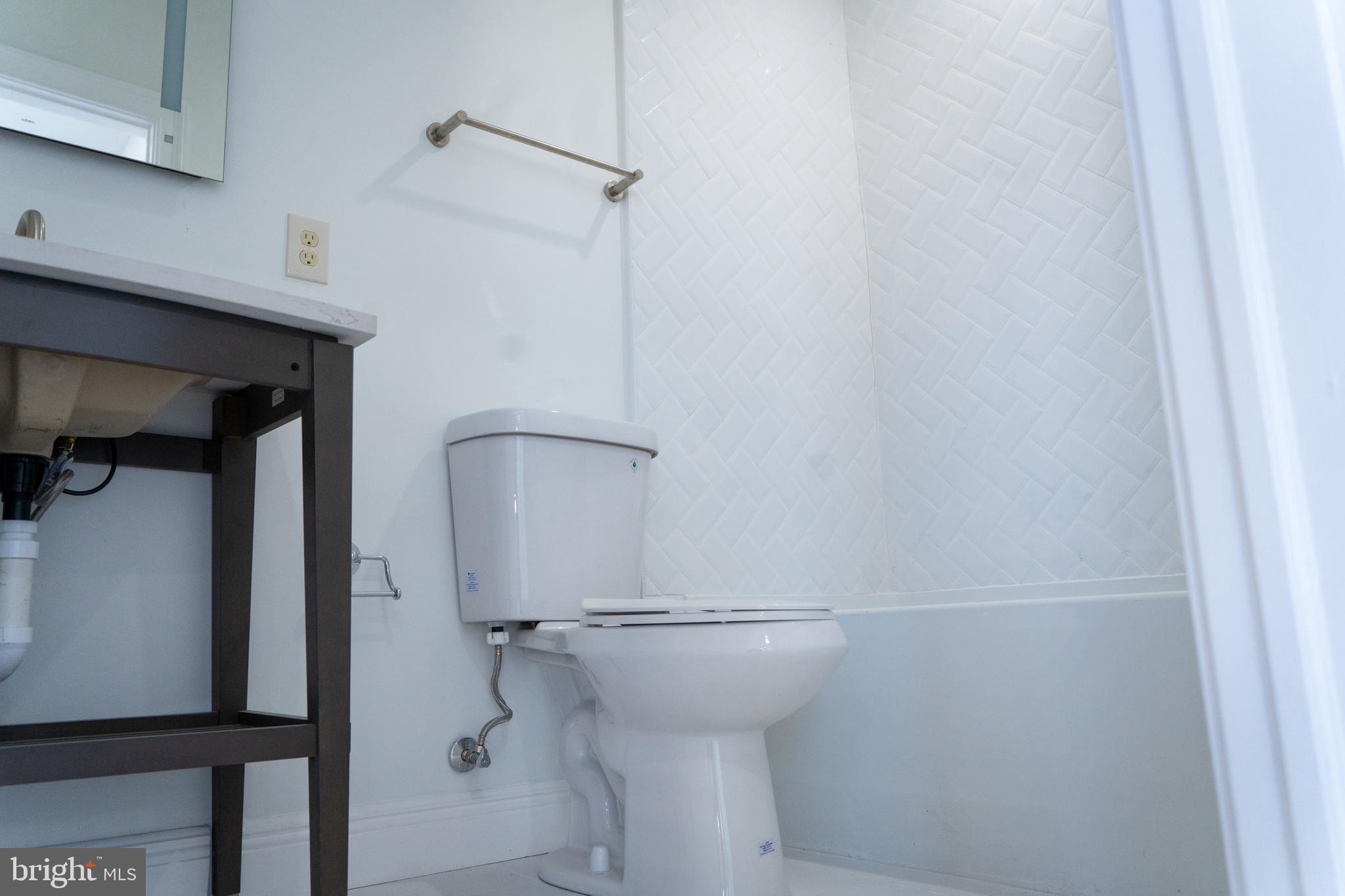 Real estate listing preview #37