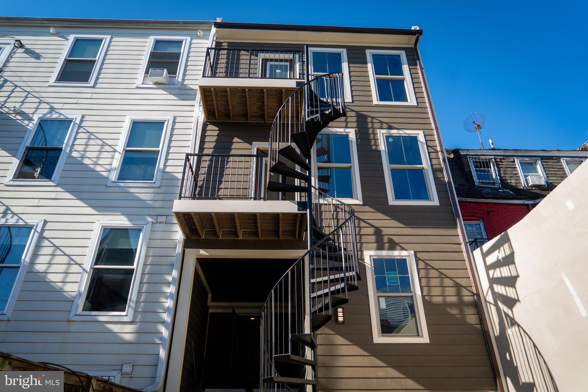 Real estate listing preview #10