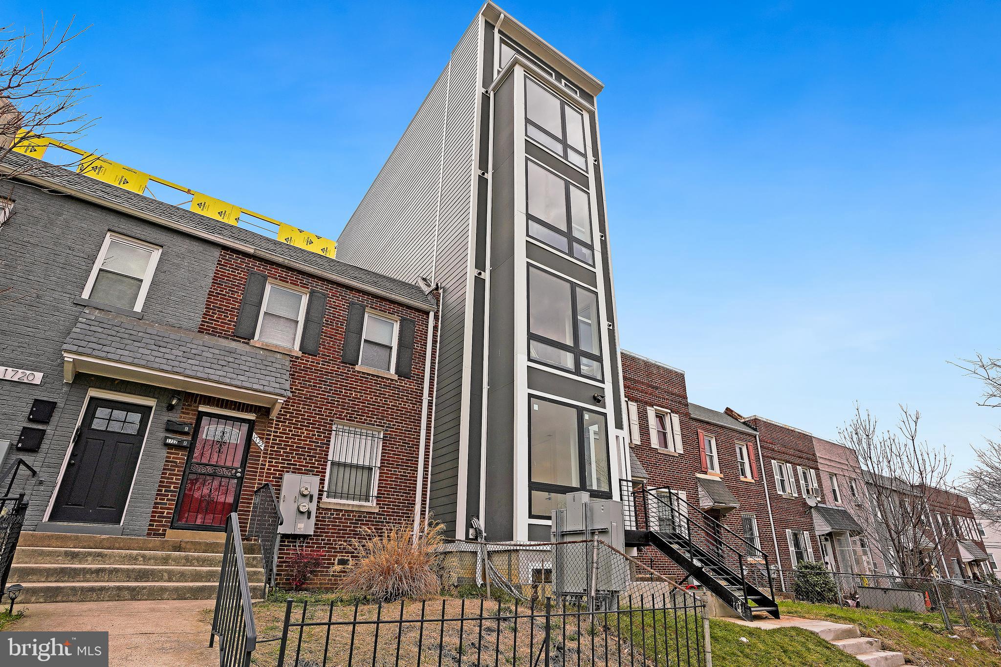 Real estate listing preview #1