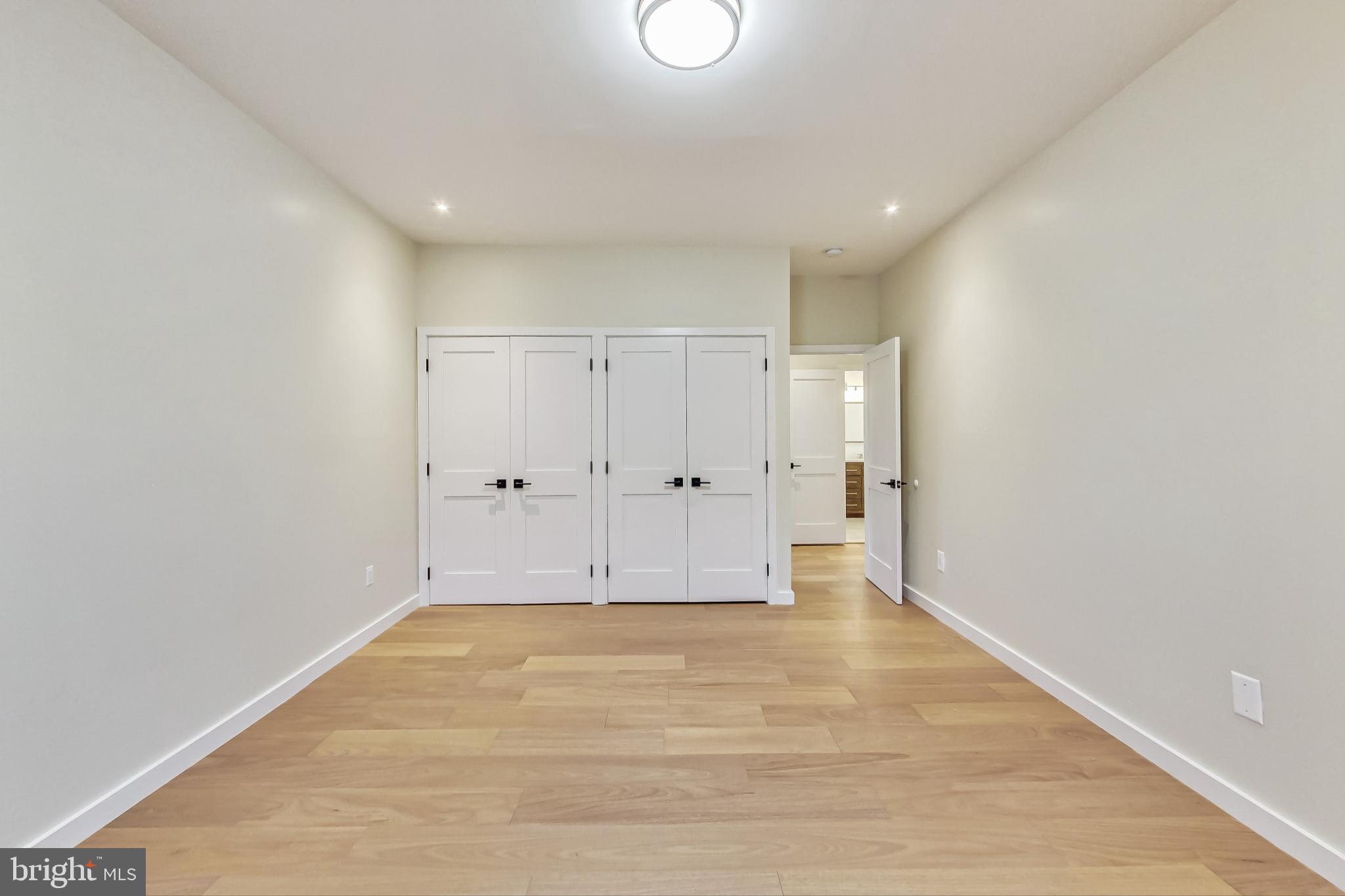 Real estate listing preview #33