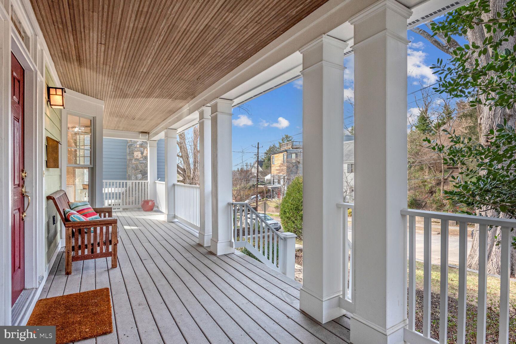 Real estate listing preview #1