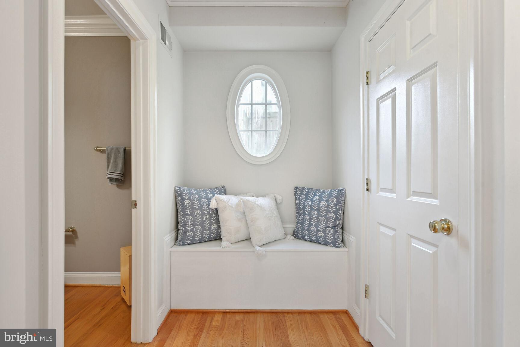 Real estate listing preview #10