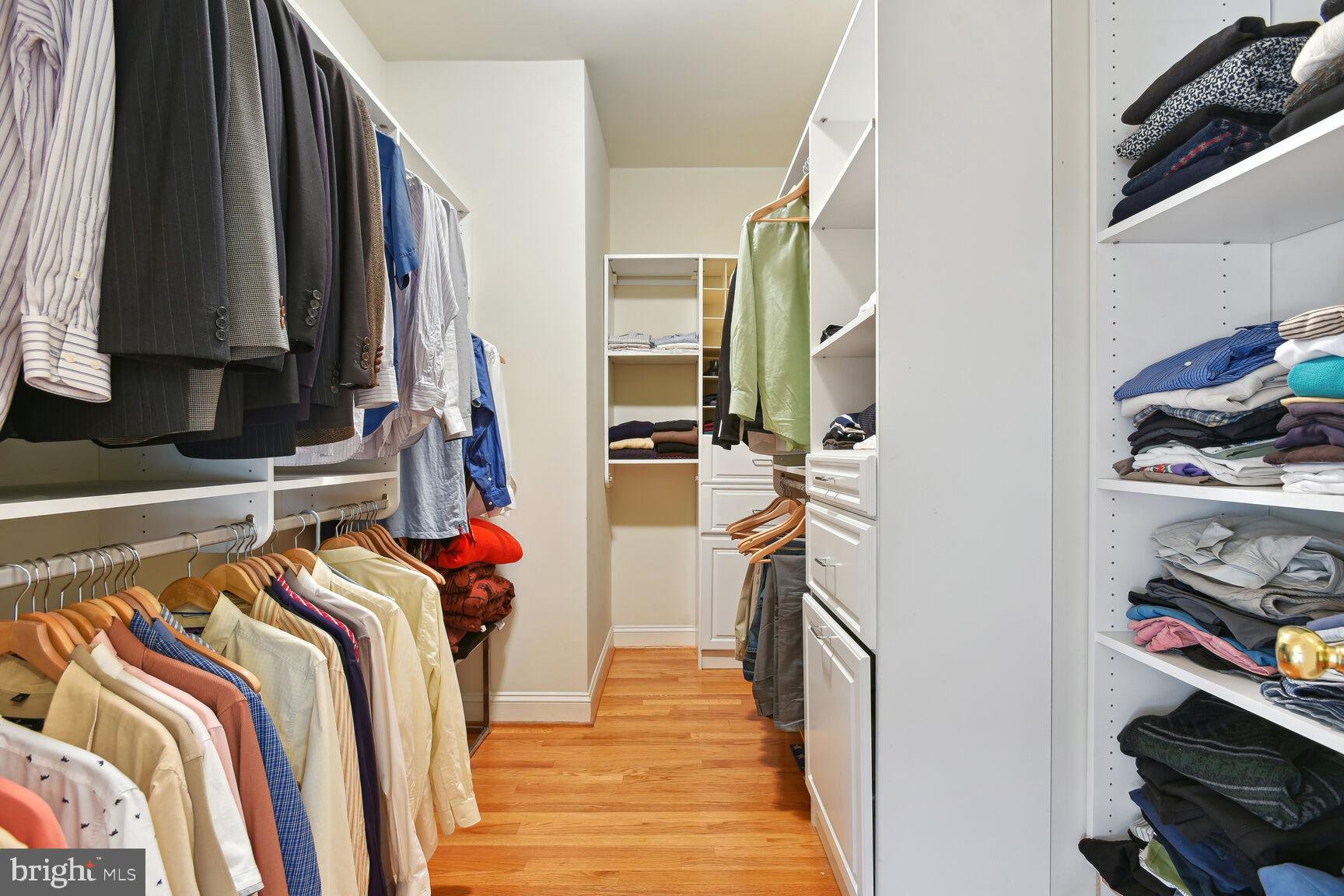 Real estate listing preview #32