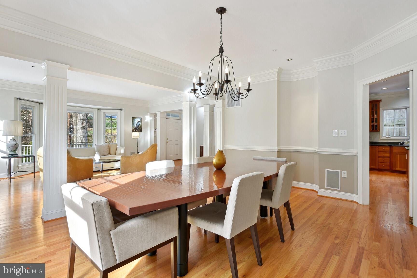 Real estate listing preview #14