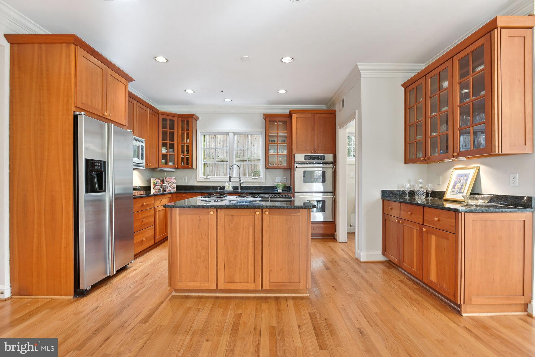 Real estate listing preview #17