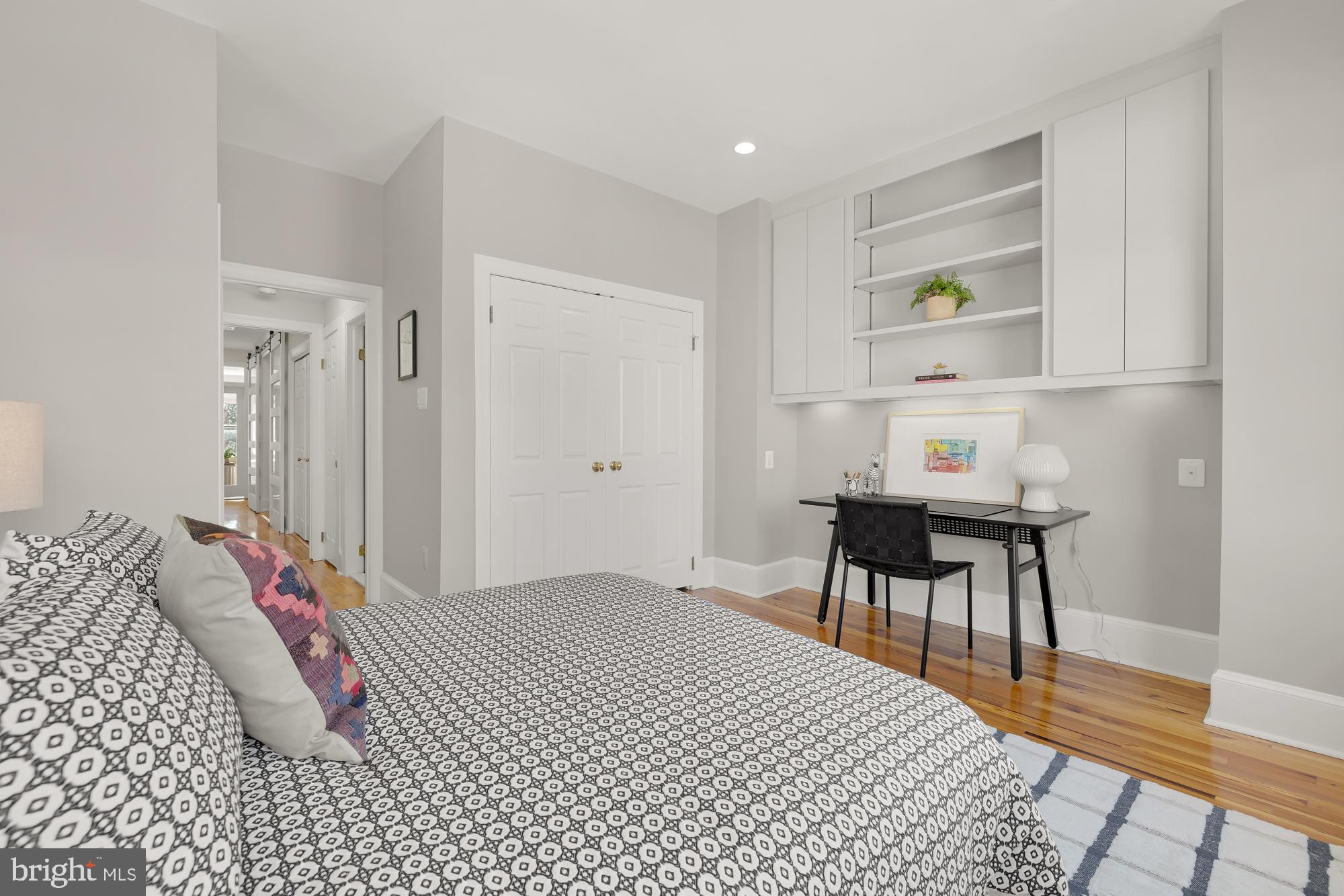 Real estate listing preview #33