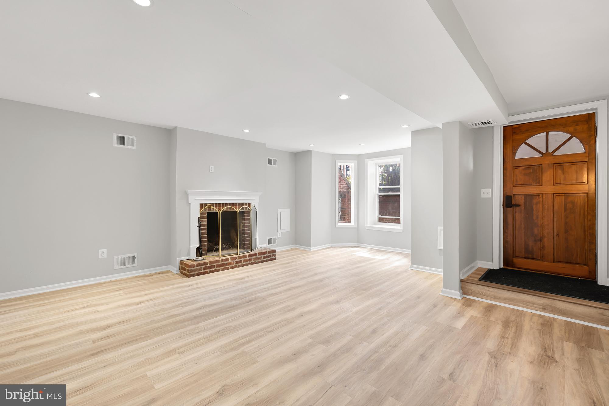 Real estate listing preview #50