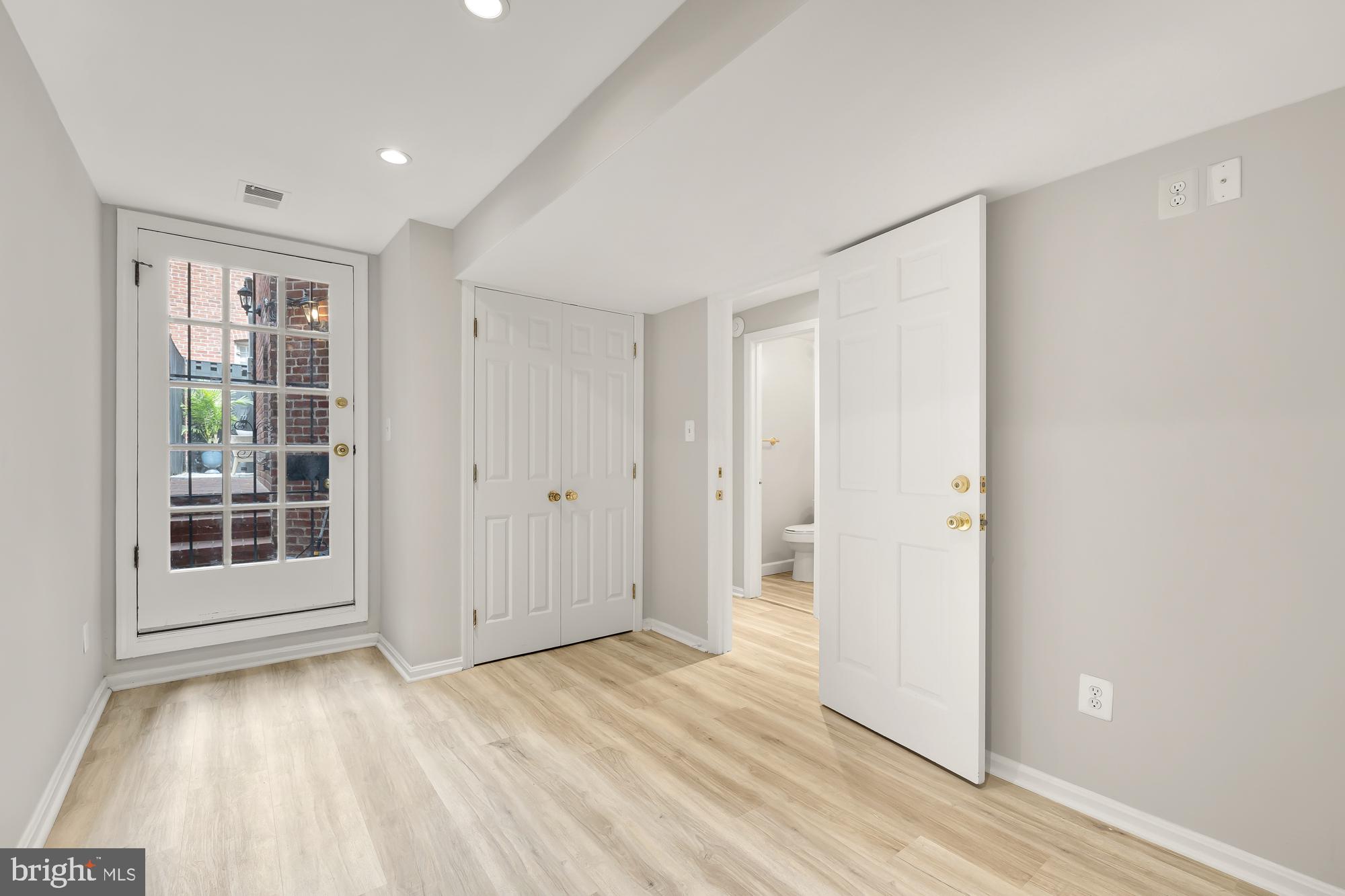 Real estate listing preview #56