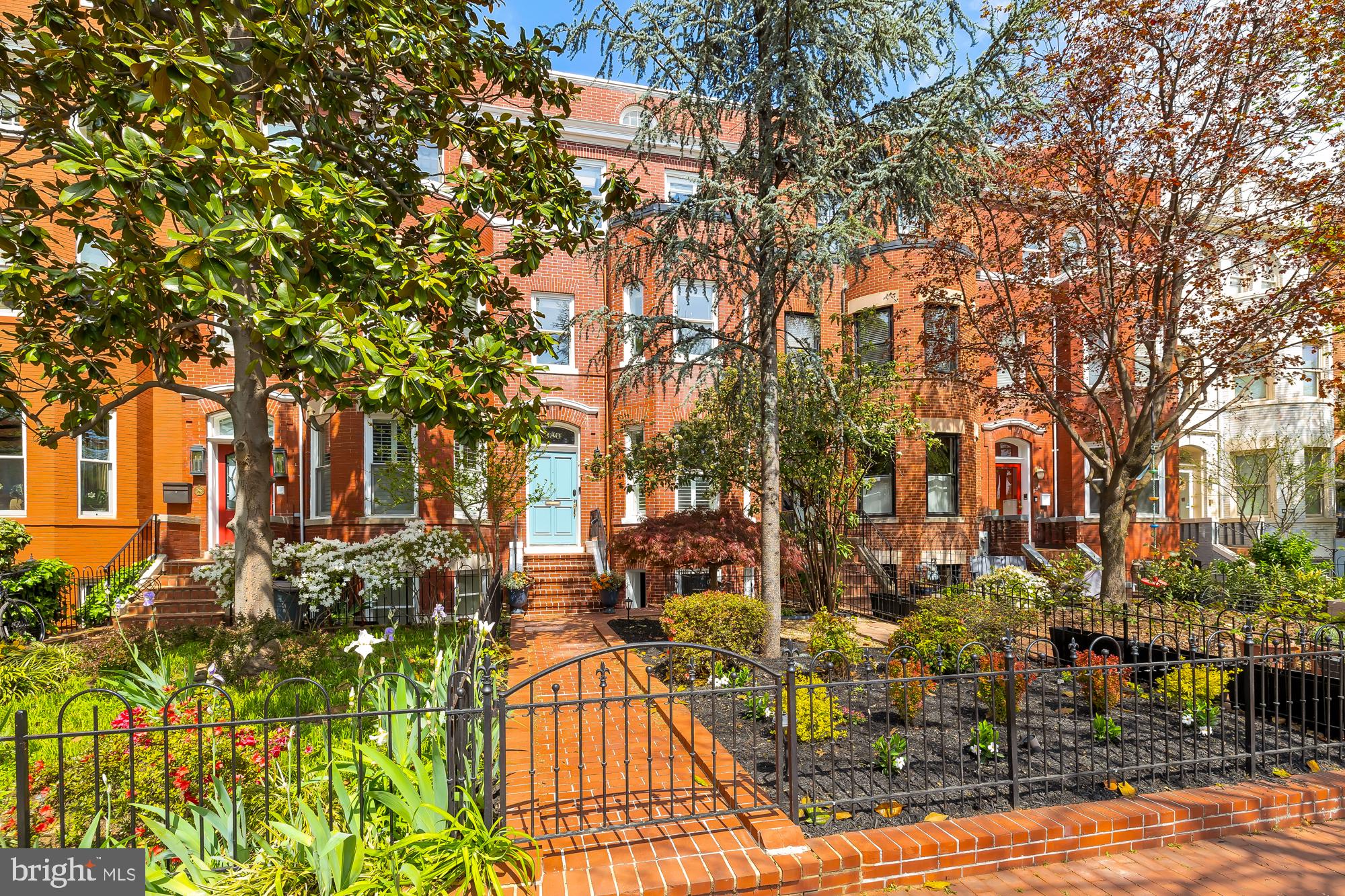 Real estate listing preview #1