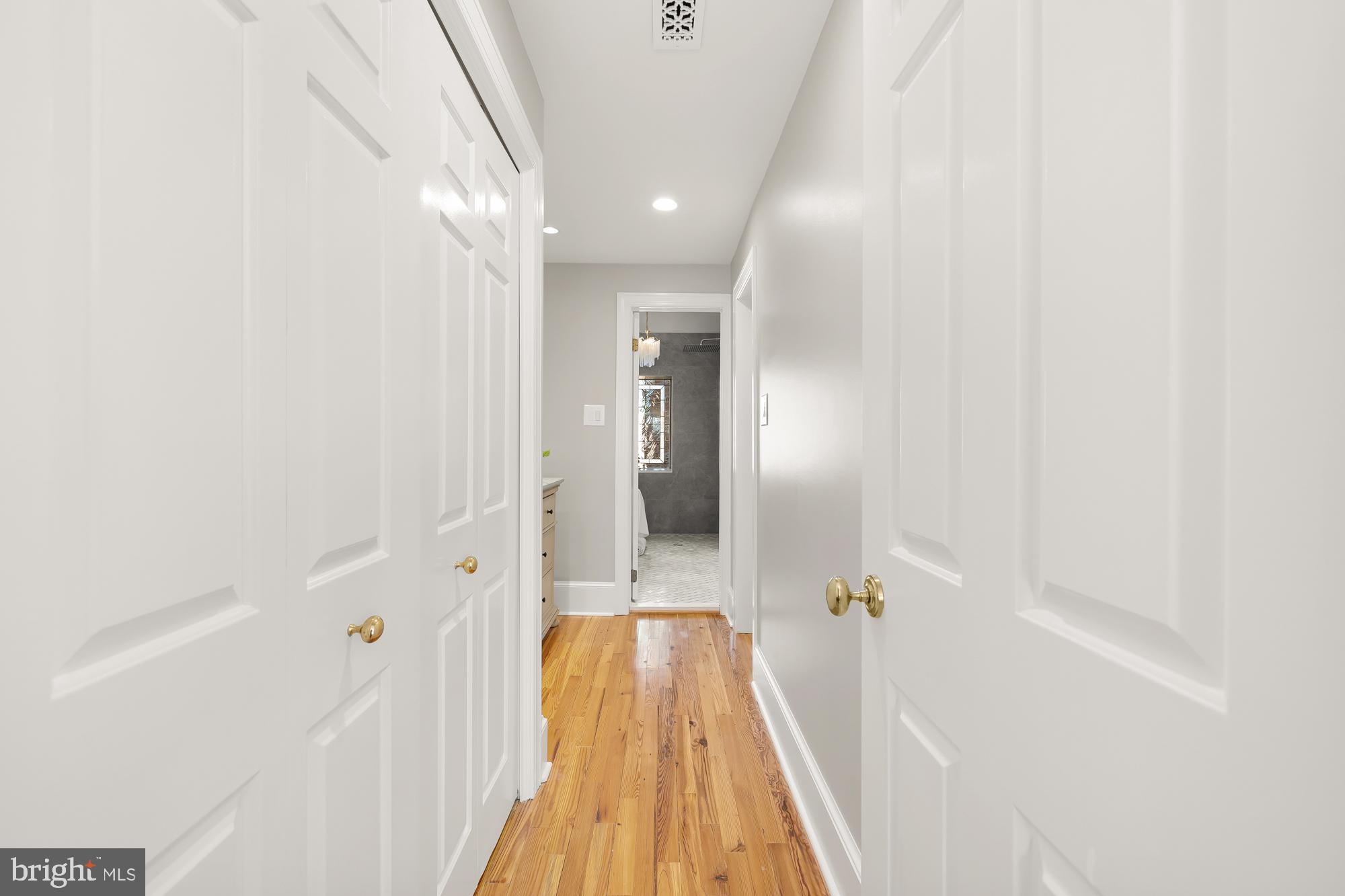 Real estate listing preview #26