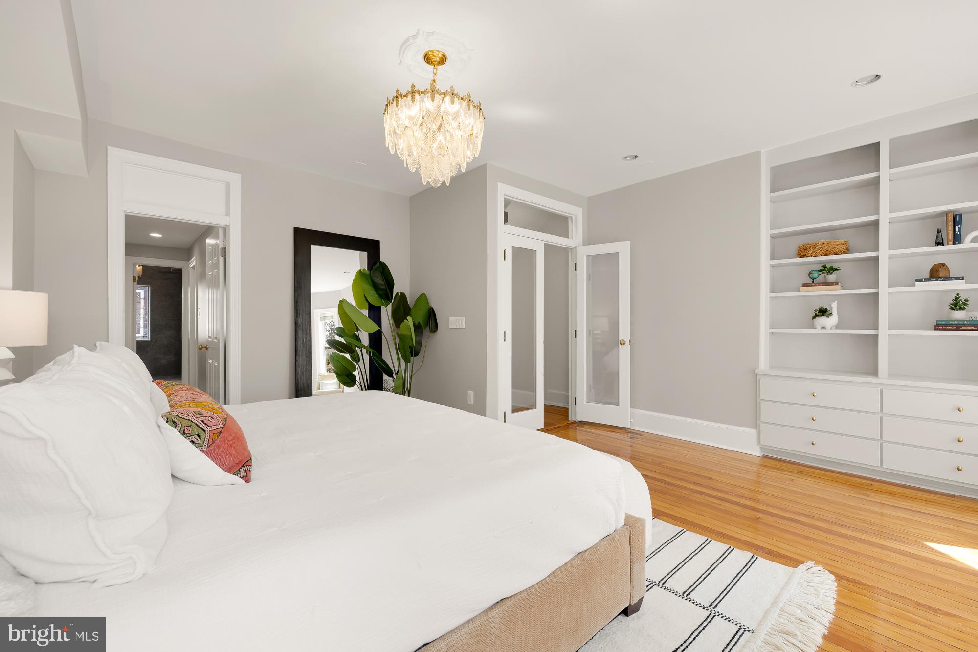 Real estate listing preview #25