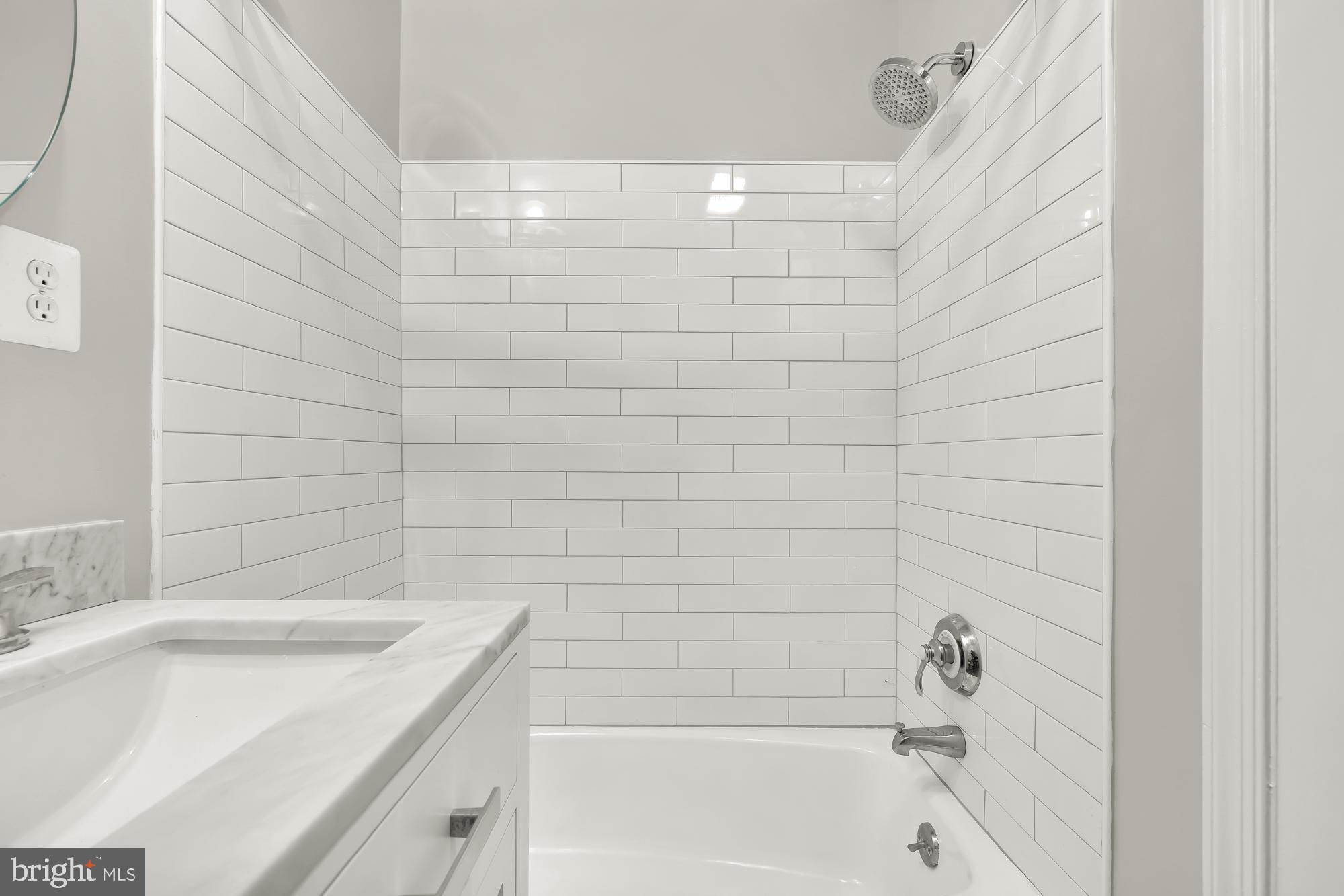 Real estate listing preview #58