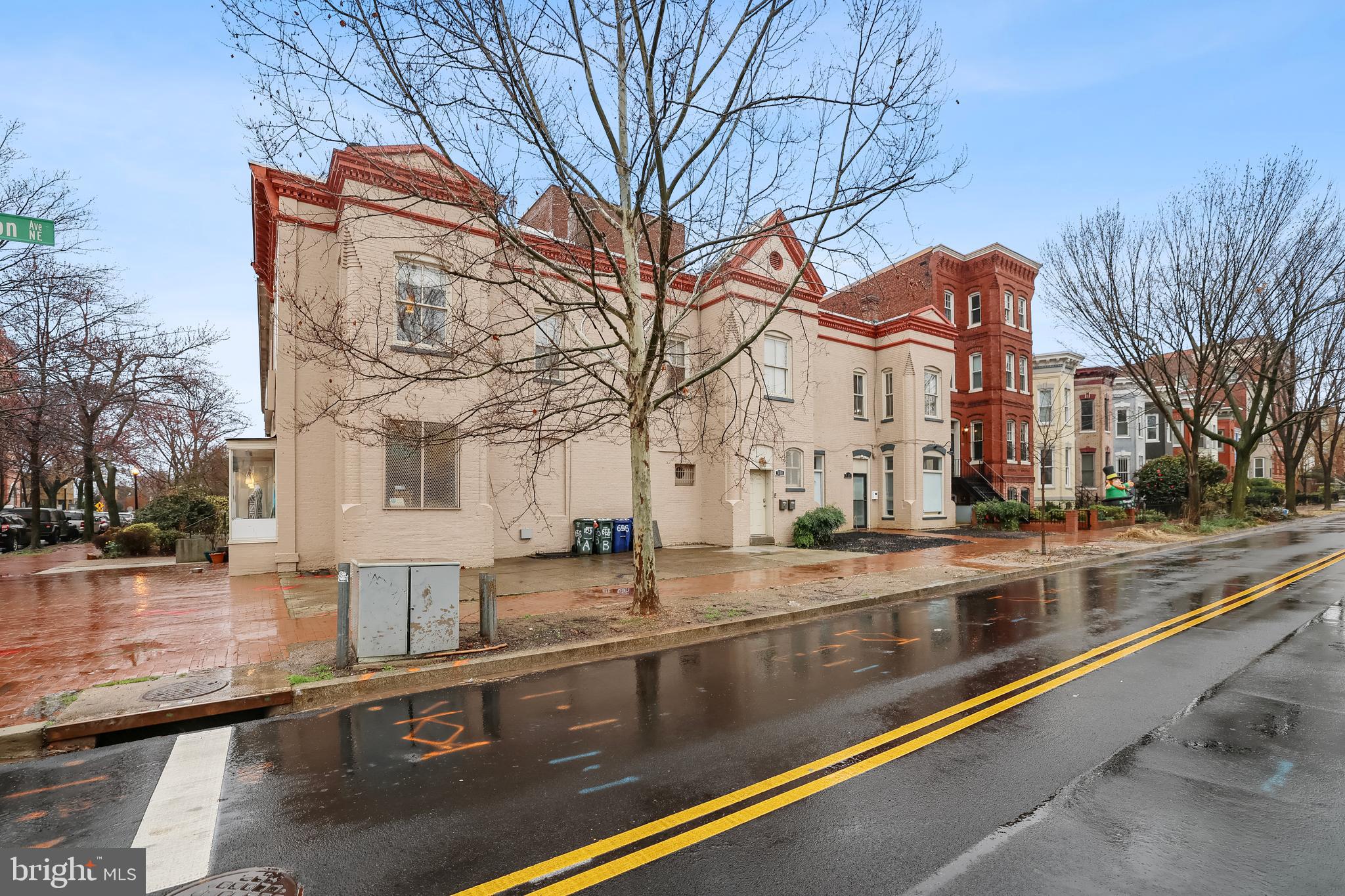 Real estate listing preview #6